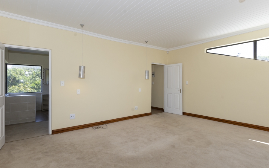 3 Bedroom Property for Sale in Seafield Eastern Cape